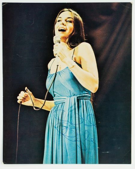 Crystal Gayle Autograph